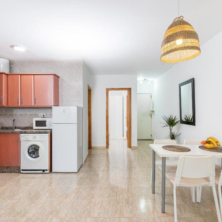 Blonzu Costa de Marfil - One-Bedroom Apartment - 13