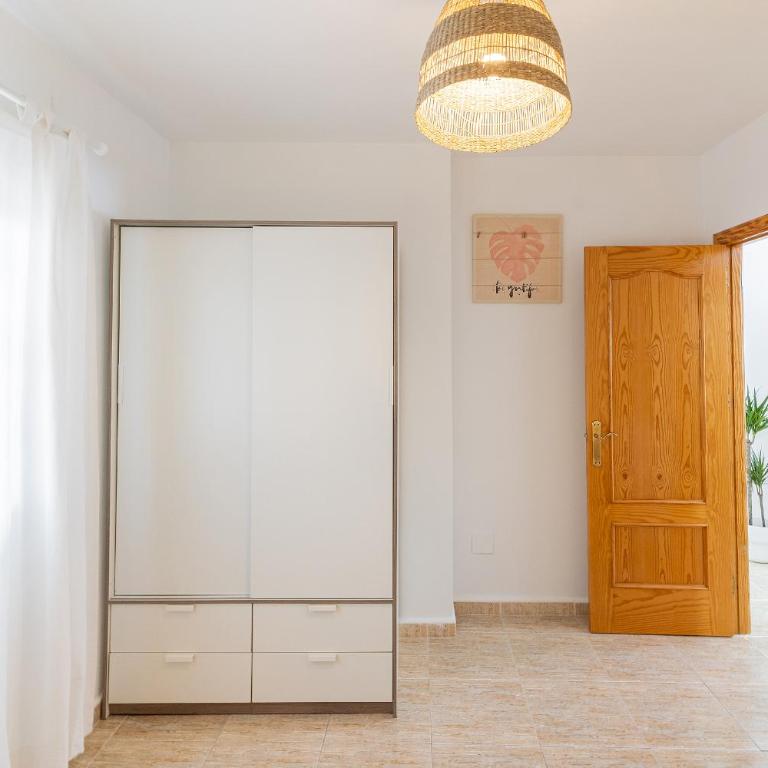 Blonzu Costa de Marfil - One-Bedroom Apartment - 17