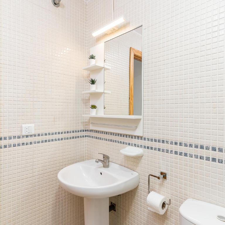 Blonzu Costa de Marfil - One-Bedroom Apartment - 25