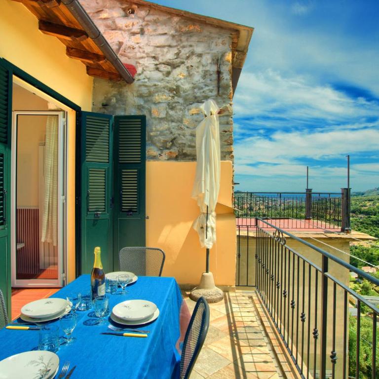 casa con terrazza panoramica in tipico borgo ligure - Two-Bedroom House - 26