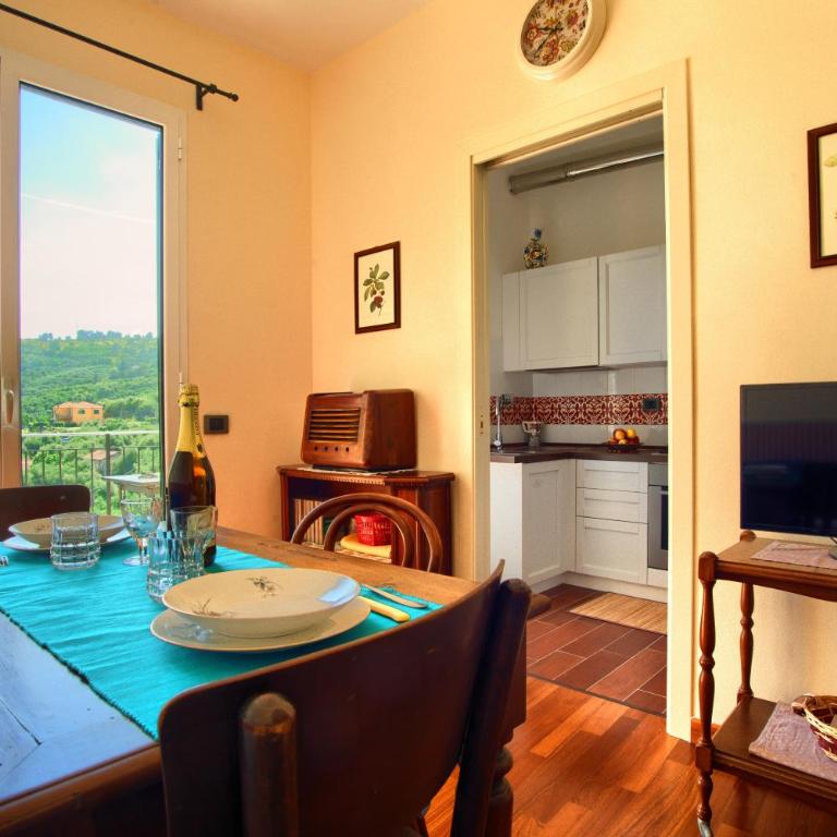casa con terrazza panoramica in tipico borgo ligure - Two-Bedroom House - 3