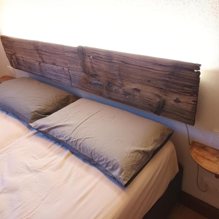 La Mansardina - Appartamento con 2 Camere da Letto e con Vista Montagna - 10