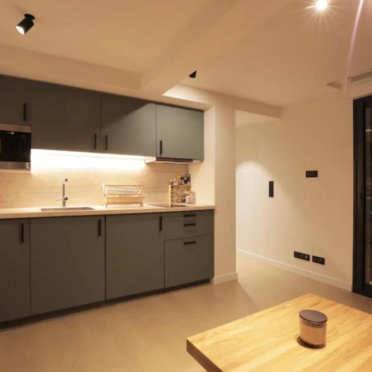 Fully equiped newly refurbished studio with an incredible view in Nice - Apartamento de 1 dormitorio - 4