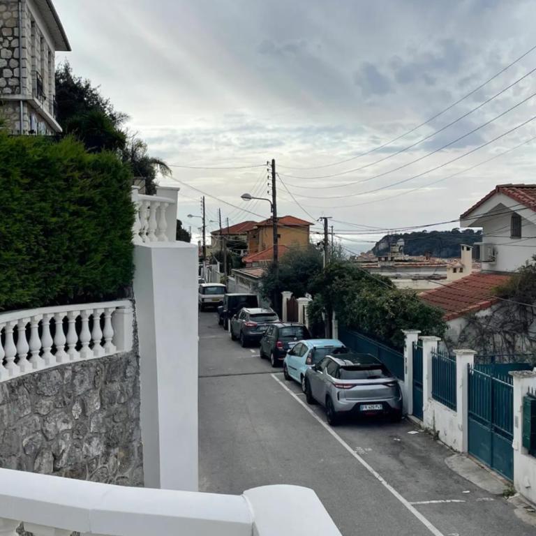 Fully equiped newly refurbished studio with an incredible view in Nice - Apartamento de 1 dormitorio - 11