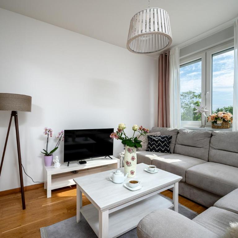 Omnia - One-Bedroom Apartment - 23