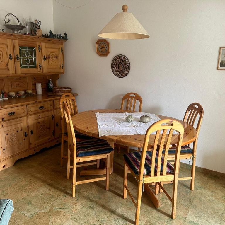 Appartement avec grande terrasse Loèche les Bains - Two-Bedroom Apartment - 10