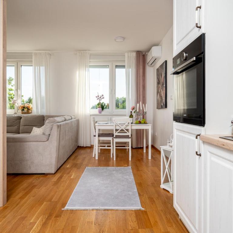 Omnia - One-Bedroom Apartment - 20
