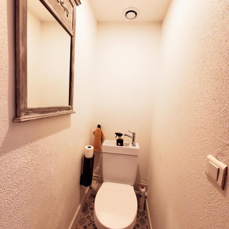 Ravissant appartement entièrement rénové T2, proche de la rue Saint Catherine - One-Bedroom Apartment - 9