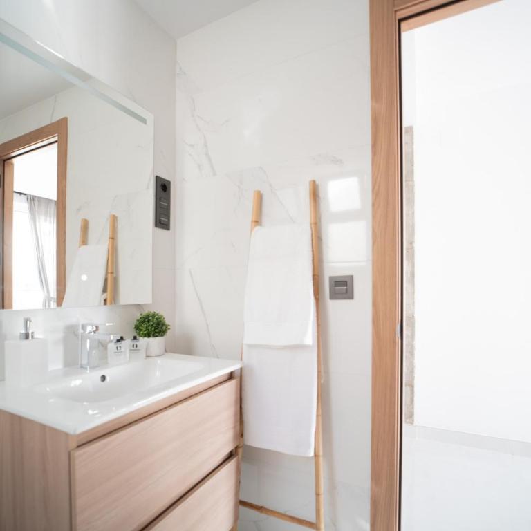 Expoholidays - Ático Cartagena 7 - Apartamento de 3 dormitorios - 51