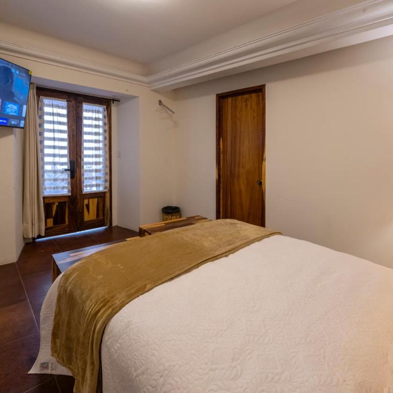 CASA FORTALEZA - Habitación Doble con baño privado - 6