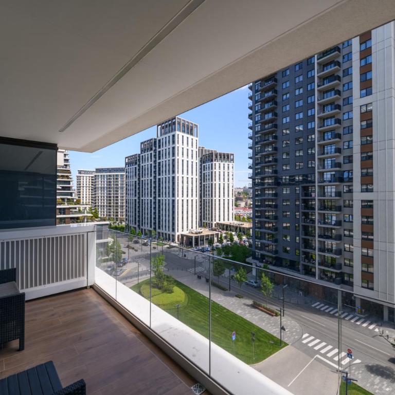 Luxury apartment with Pool&Gym - One-Bedroom Apartment - 12