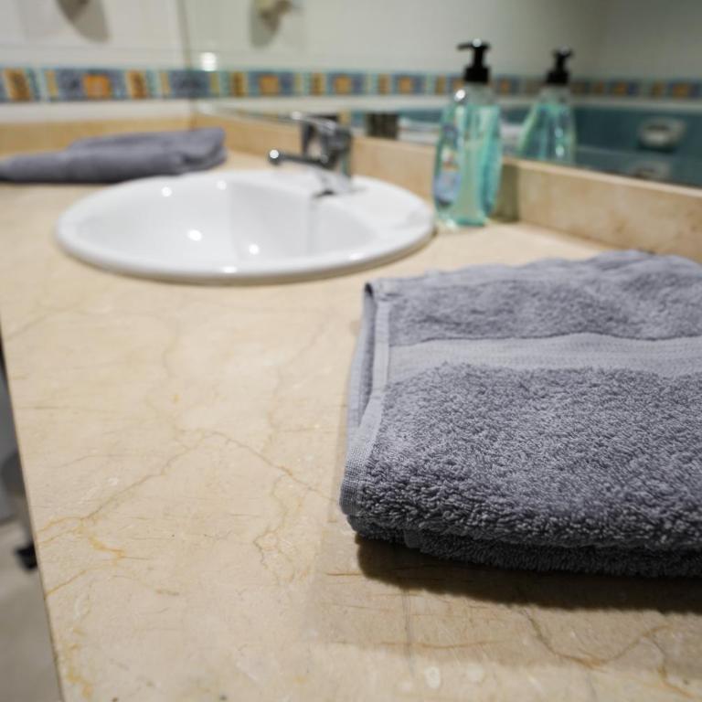 Private Chalet - Fast Wi-Fi - Pool - Apartamento de 1 dormitorio con balcón - 6