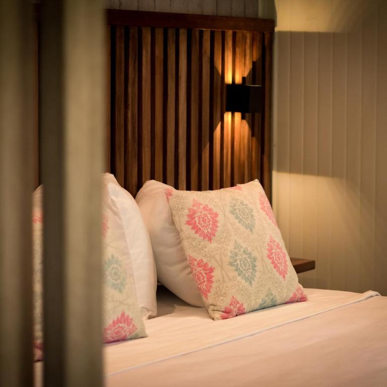 Hostería Kumbha Mela Mindo - Deluxe Suite with Spa Bath - 4