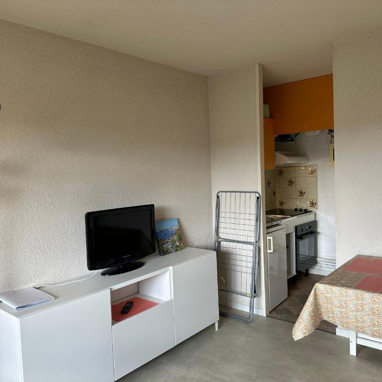 Appartement cosy à 300m de l'océan au cœur de la station - Balcon et parking sécurisé - One-Bedroom Apartment - 11