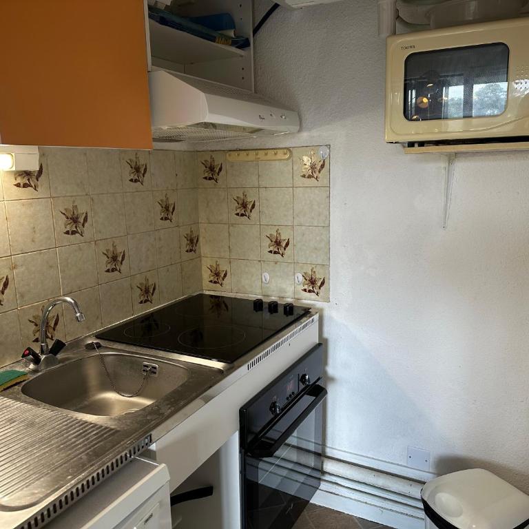 Appartement cosy à 300m de l'océan au cœur de la station - Balcon et parking sécurisé - One-Bedroom Apartment - 15