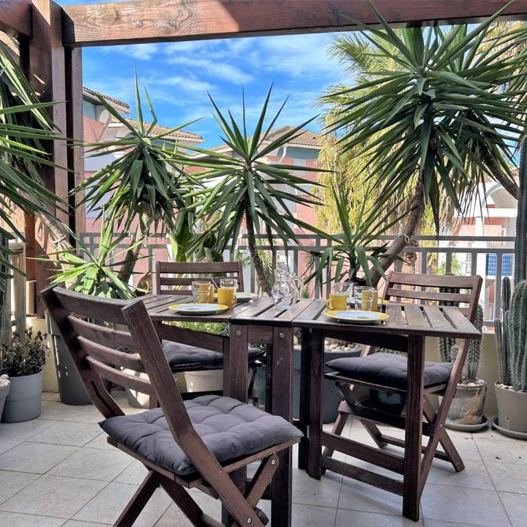 Appartement Duplex 100m Plage, Terrasse, Parking, 4 Couchages - Le Lavandou - FR-1-251-533 - Appartement - 1