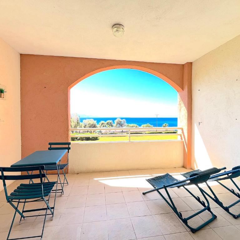 Studio Cosy à 50m de la plage avec Parking - Résidence ARIA MARINA route des sanguinaires - Studio - Vue sur Mer - 9