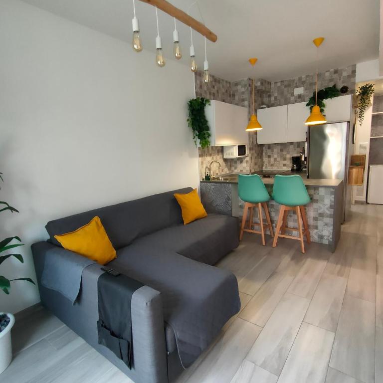 Aloha Lloret de Mar city center - One-Bedroom Apartment - 3