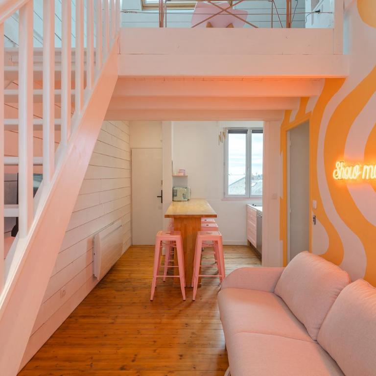 Appartement coloré proche du centre ville et de la gare - Apartment mit 2 Schlafzimmern - 1