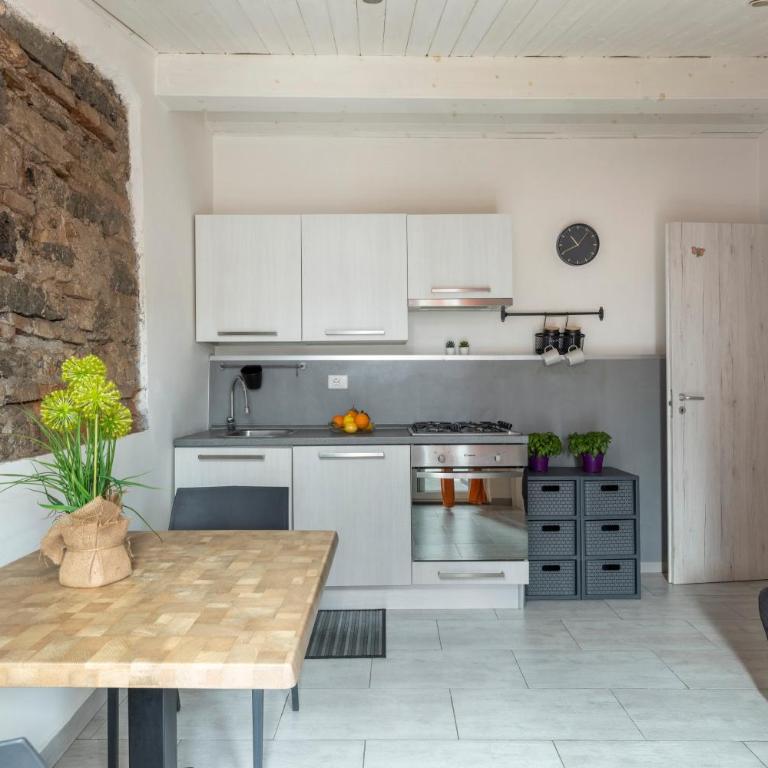 Ciuri's flat - One-Bedroom House - 6