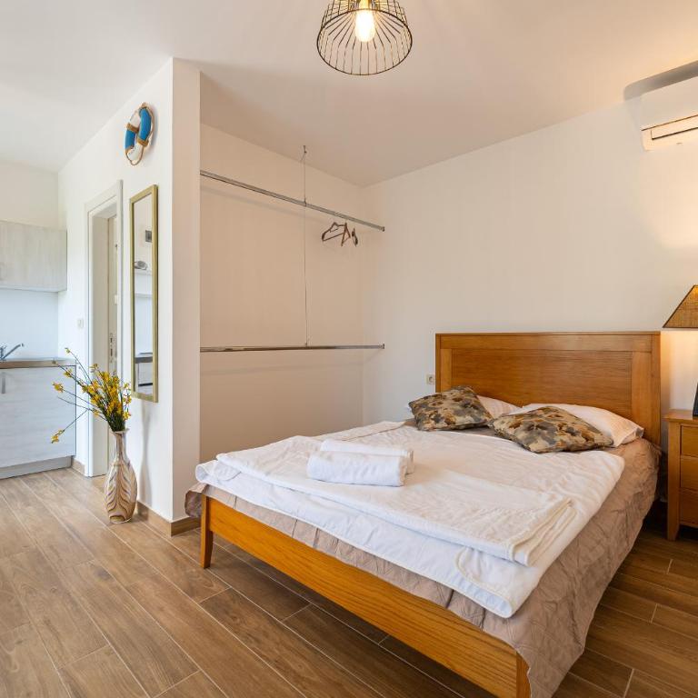 Sunset & Sunrise Villas in Stanisici-Two Villas With Common Pool - Standardna Vila - 12
