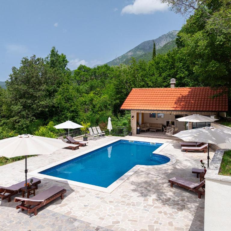 Sunset & Sunrise Villas in Stanisici-Two Villas With Common Pool - Superior Vila - 32