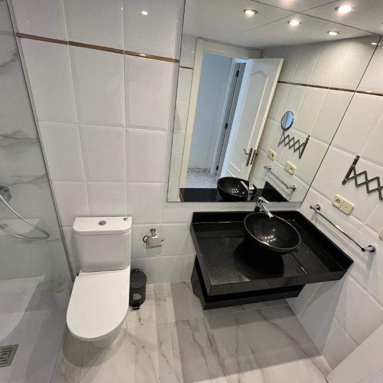 Apartamentos Casablanca Altamar - Three-Bedroom Apartment - 23