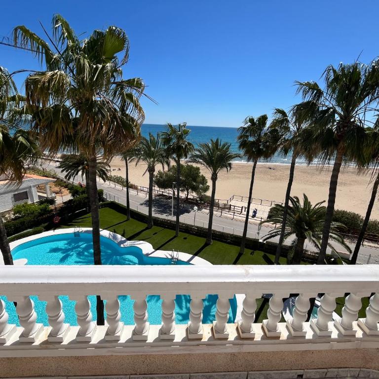 Apartamentos Casablanca Altamar - Three-Bedroom Apartment - 26