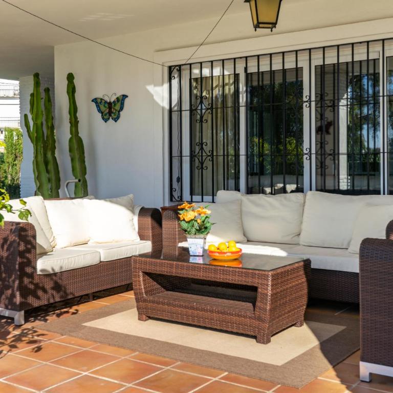 Stunning villa with pool by Costarentals - Ref 41 - Villa - 18