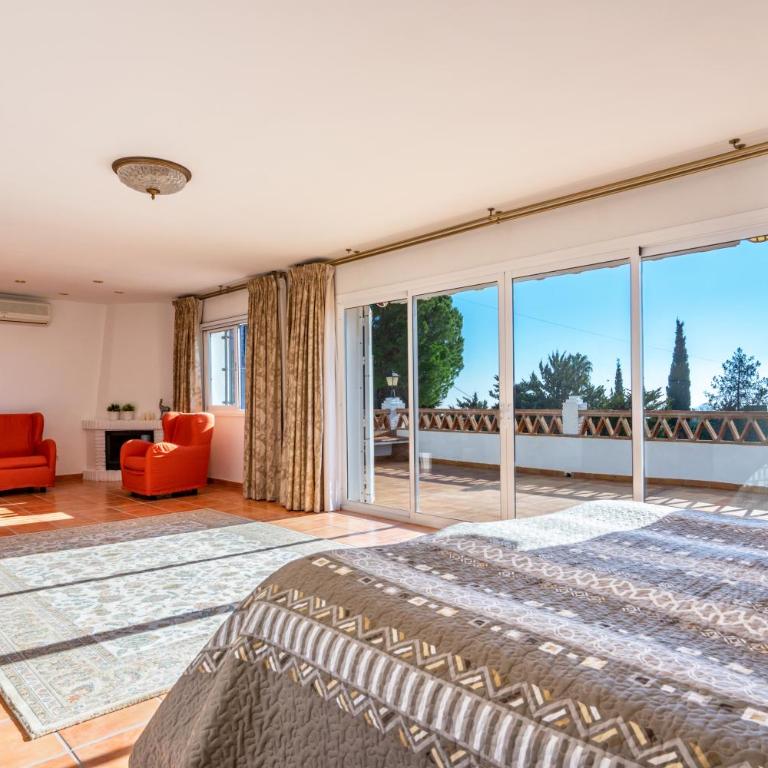 Stunning villa with pool by Costarentals - Ref 41 - Villa - 6