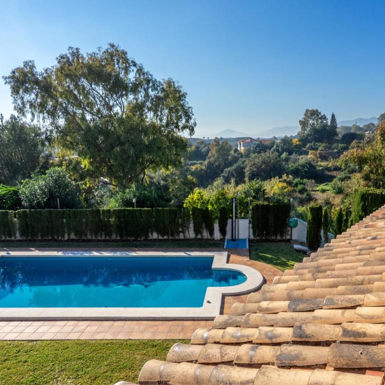 Stunning villa with pool by Costarentals - Ref 41 - Villa - 30