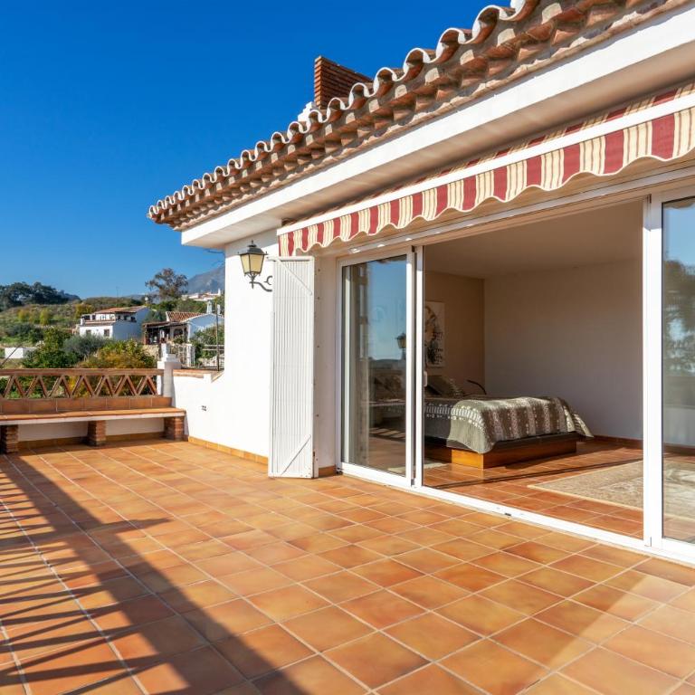 Stunning villa with pool by Costarentals - Ref 41 - Villa - 47