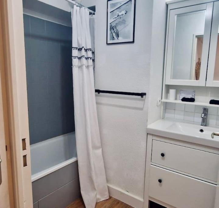 Marianne Joli T3 Central, Climatisé avec Parking - Apartment mit 2 Schlafzimmern - 7