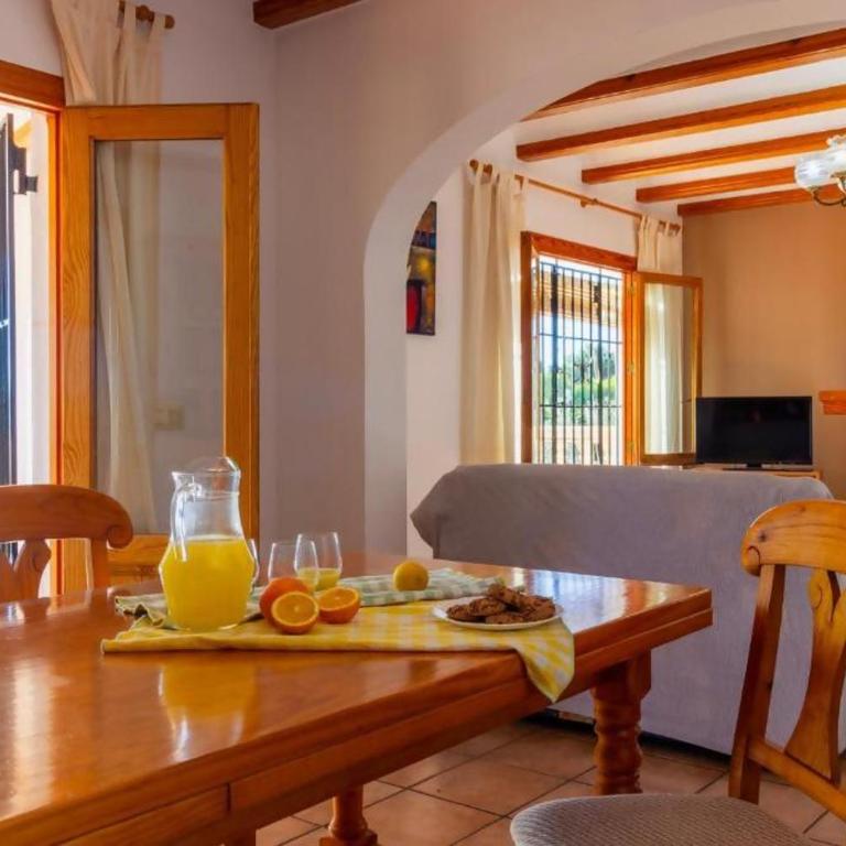Chalet Los Olivos con piscina - Casa de 3 dormitorios - 16