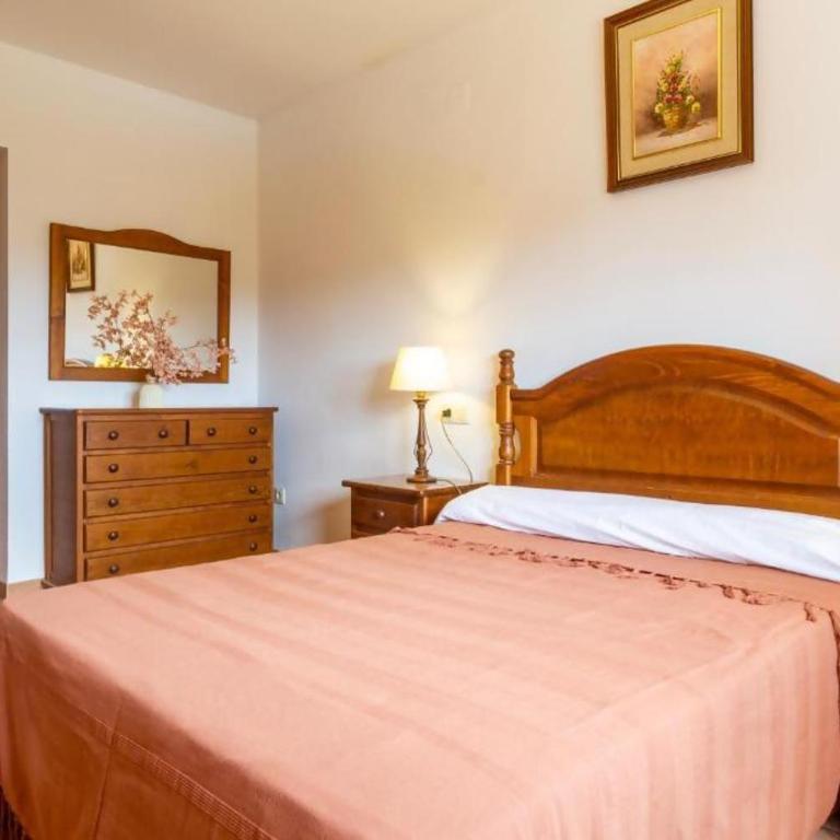 Chalet Los Olivos con piscina - Casa de 3 dormitorios - 23