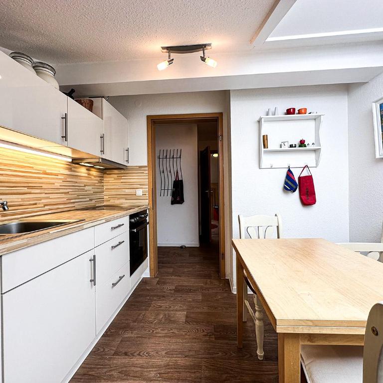 FEWO Calendula - Apartment mit Balkon - 11