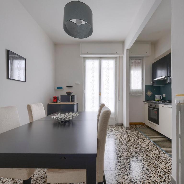 20 Roses Apartment - Two-Bedroom Family Apartment - 10