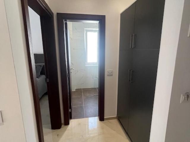 Apartments Amira - Double Room with Balcony - 10