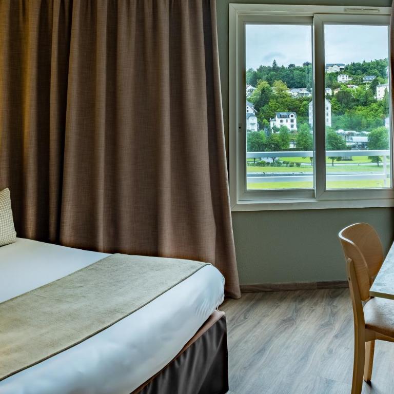 Hôtel La Solitude - Chambre Double ou Lits Jumeaux Confort - 5