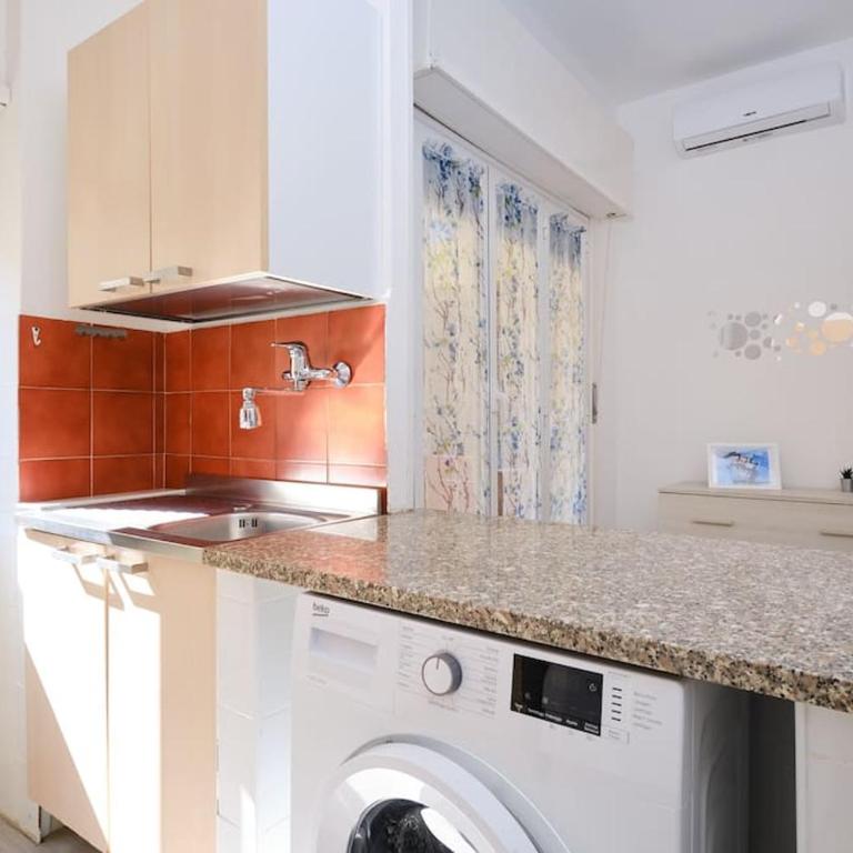 Tuscolana Blu Apartment - Grazioso Monolocale - Appartamento con 1 Camera da Letto - 27