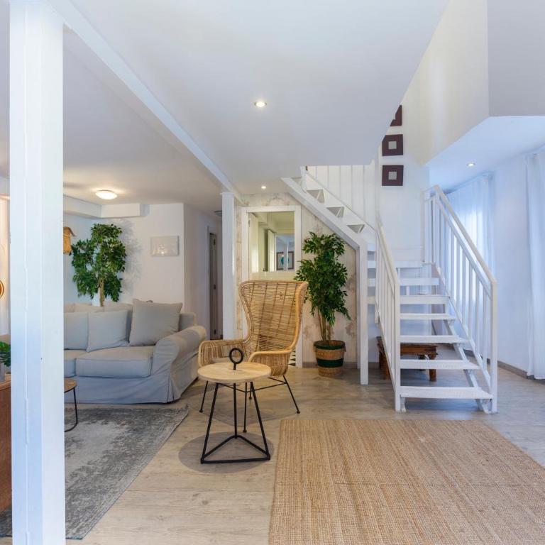 Lindo en Madrid - Four-Bedroom Apartment with Terrace - 3