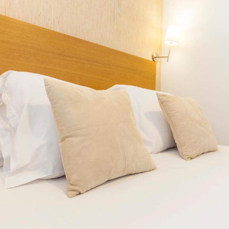 Lindo en Madrid - Four-Bedroom Apartment with Terrace - 19