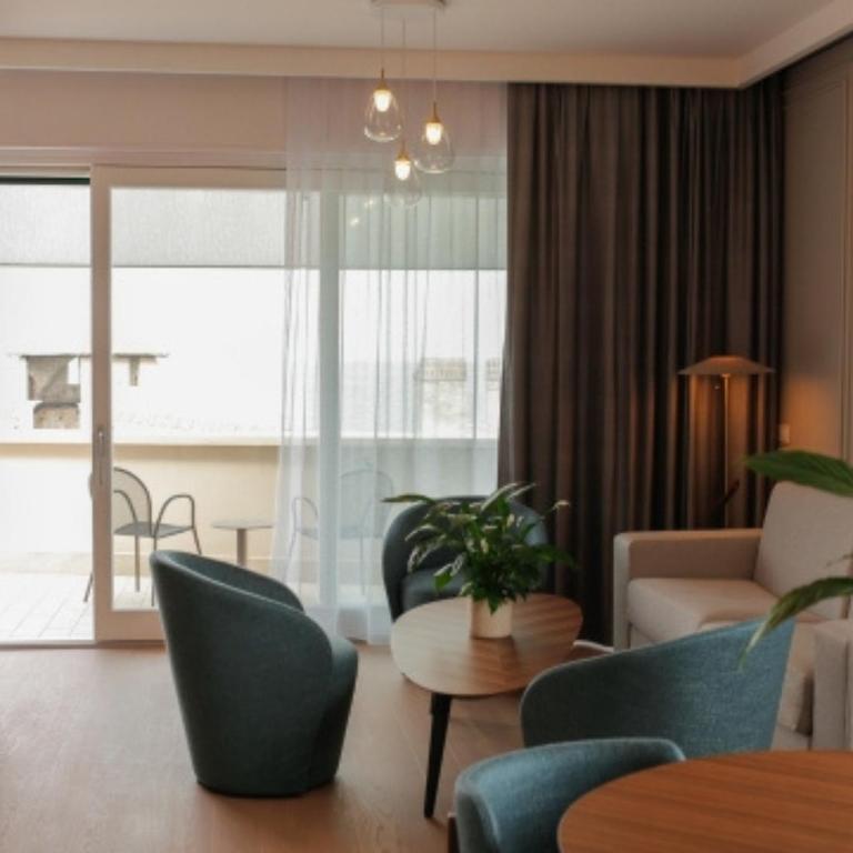 Grand Hotel Terme Sirmione - Suite con Vista Lago - 4