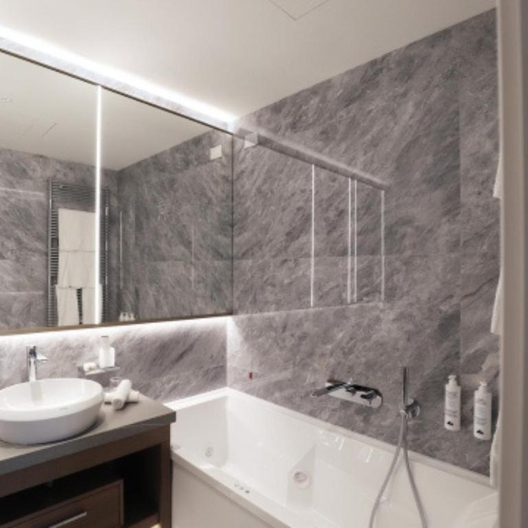 Grand Hotel Terme Sirmione - Suite con Vista Lago - 6