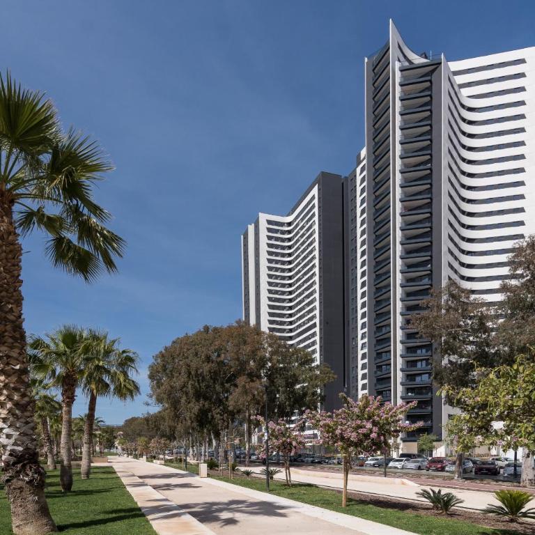 Málaga Urban Sky 12º - Apartamento Deluxe de 2 dormitorios con vistas al jardín - 41