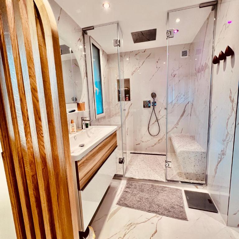 Mon Eden au soleil de Saint-Tropez - Three-Bedroom Apartment - 14