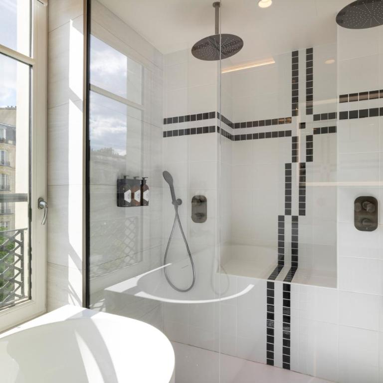 Hôtel Raspail Montparnasse - Suite Junior - Vue sur Tour Eiffel - 7
