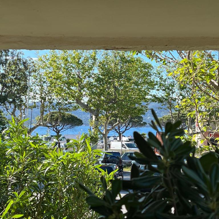 Mon Eden au soleil de Saint-Tropez - Three-Bedroom Apartment - 8