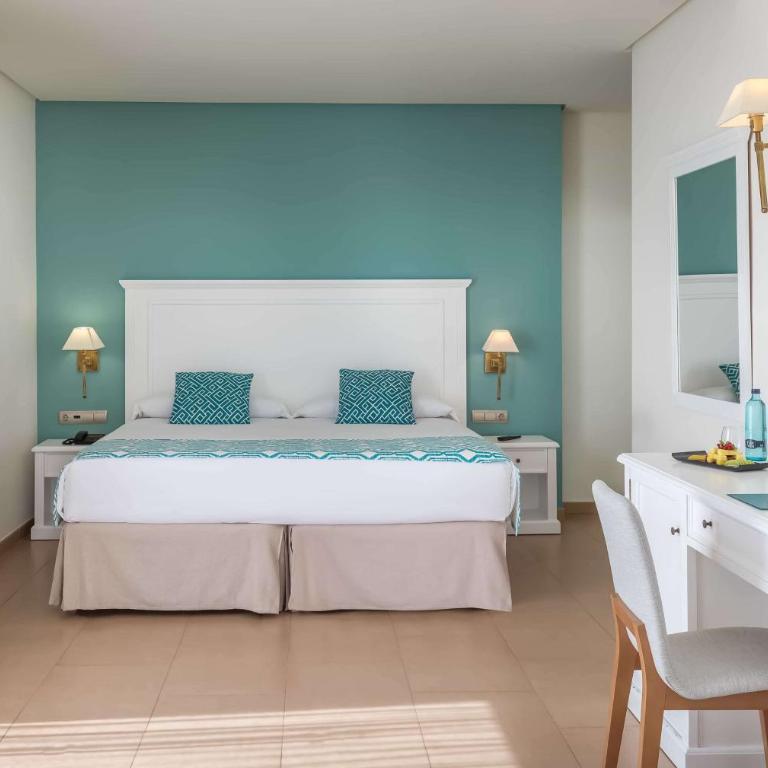 Occidental Torremolinos Playa - Suite Junior Familiar - 2