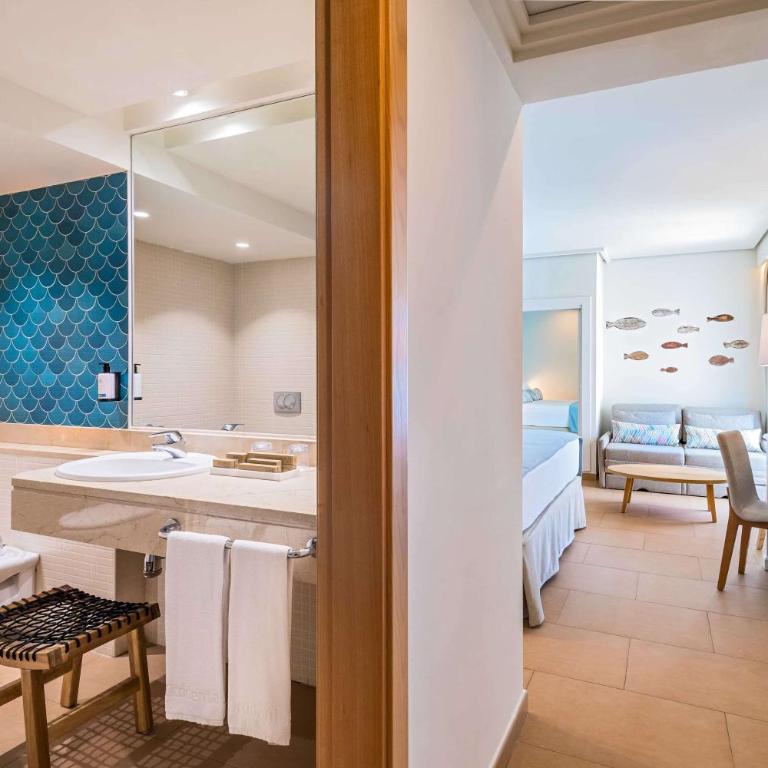 Occidental Torremolinos Playa - Familiar Premium - 6